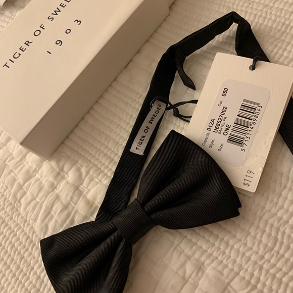 BNWB Tiger of Sweden Black Bow Tie Made in Italy PRICE IS FIRM - Picture 2 of 7